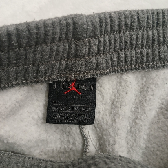 Nike Kids Gray Pajama Bottoms - Picture 11 of 12